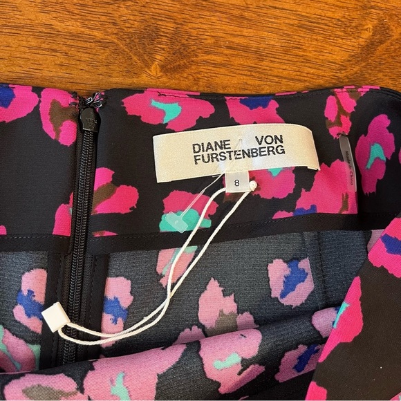 Diane Von Furstenberg pink and black cheetah print skirt size 8 - Picture 3 of 8